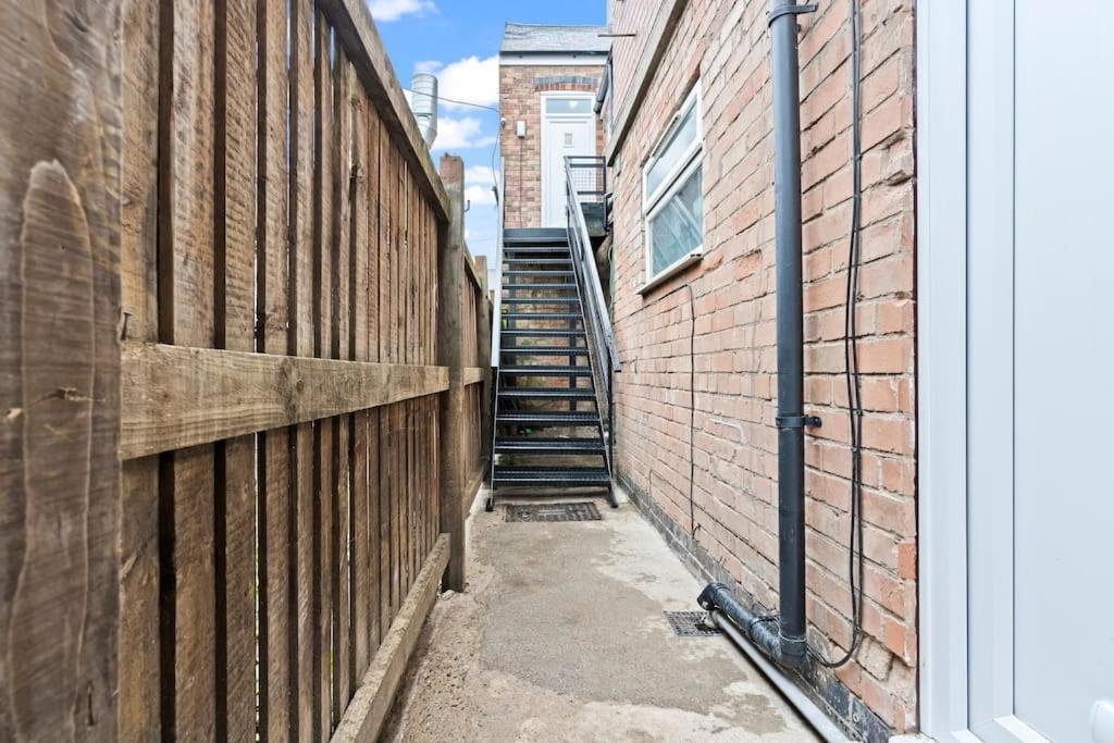 Holiday home Bella's House 12mins Bus To Motor Point Arena Free Street Parking Nottingham
